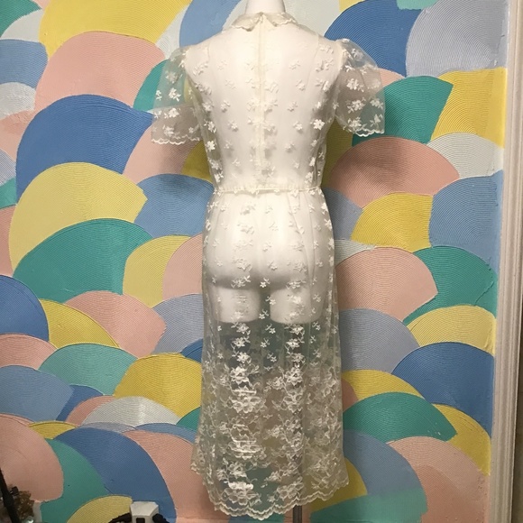 Lace Floral Maxi Dress - Picture 4 of 4